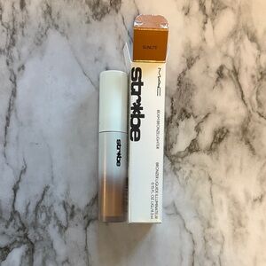MAC Cosmetics Strobe Liquid - Sunlite